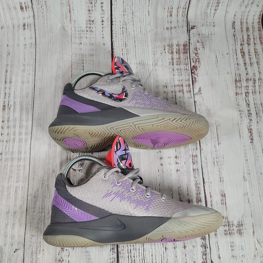 Nike Kyrie Flytrap II Kids Basketball Shoes AQ3412-003 SZ Youth 4‎ Womens Sz 5.5